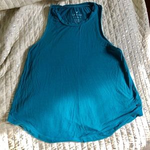 🐧🐧Muscle Tank🐧🐧